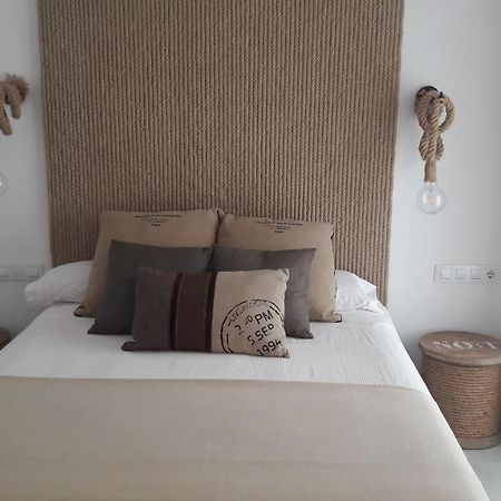 Hostal Cervantes Playa Garrucha Exterior photo