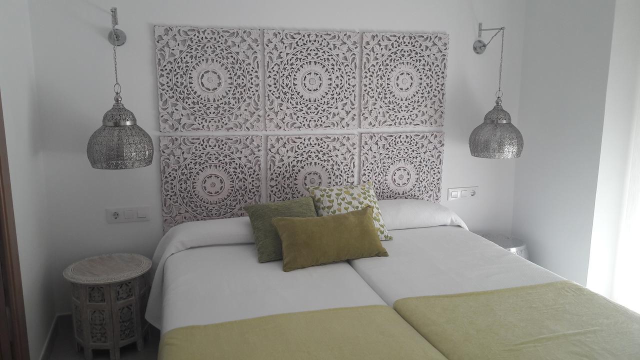 Hostal Cervantes Playa Garrucha Exterior photo
